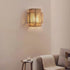 Warme Atmosphäre mit eleganter Lampe